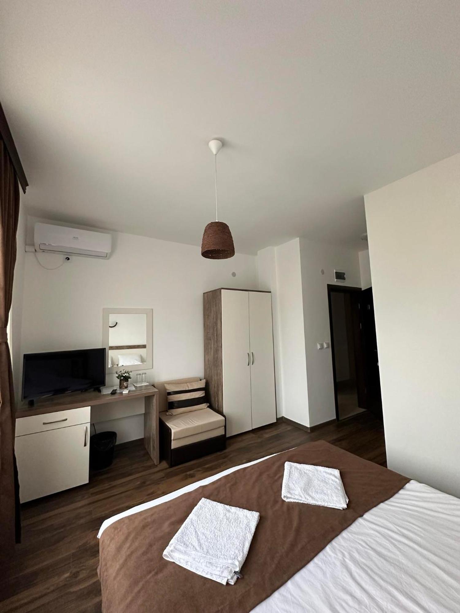 Бялата Къща Hotel Chakalarovo Exterior photo